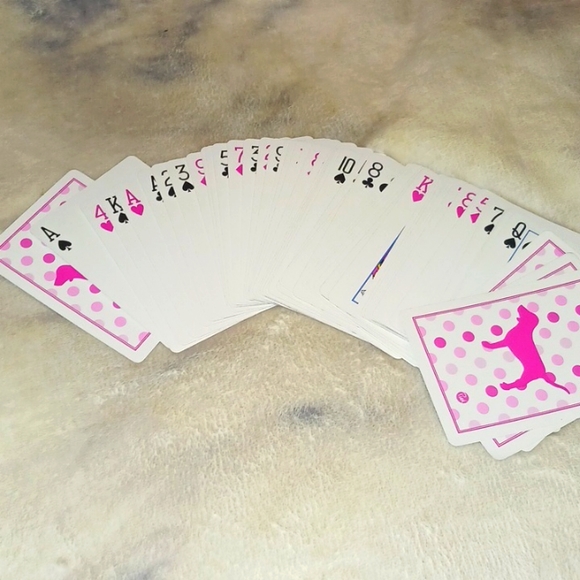 Vs pink playing cards! - Picture 1 of 1